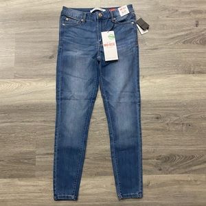 Celebrity Pink Skinny Mid-Rise Jeans